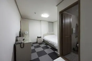 Peanut Hotel Seul