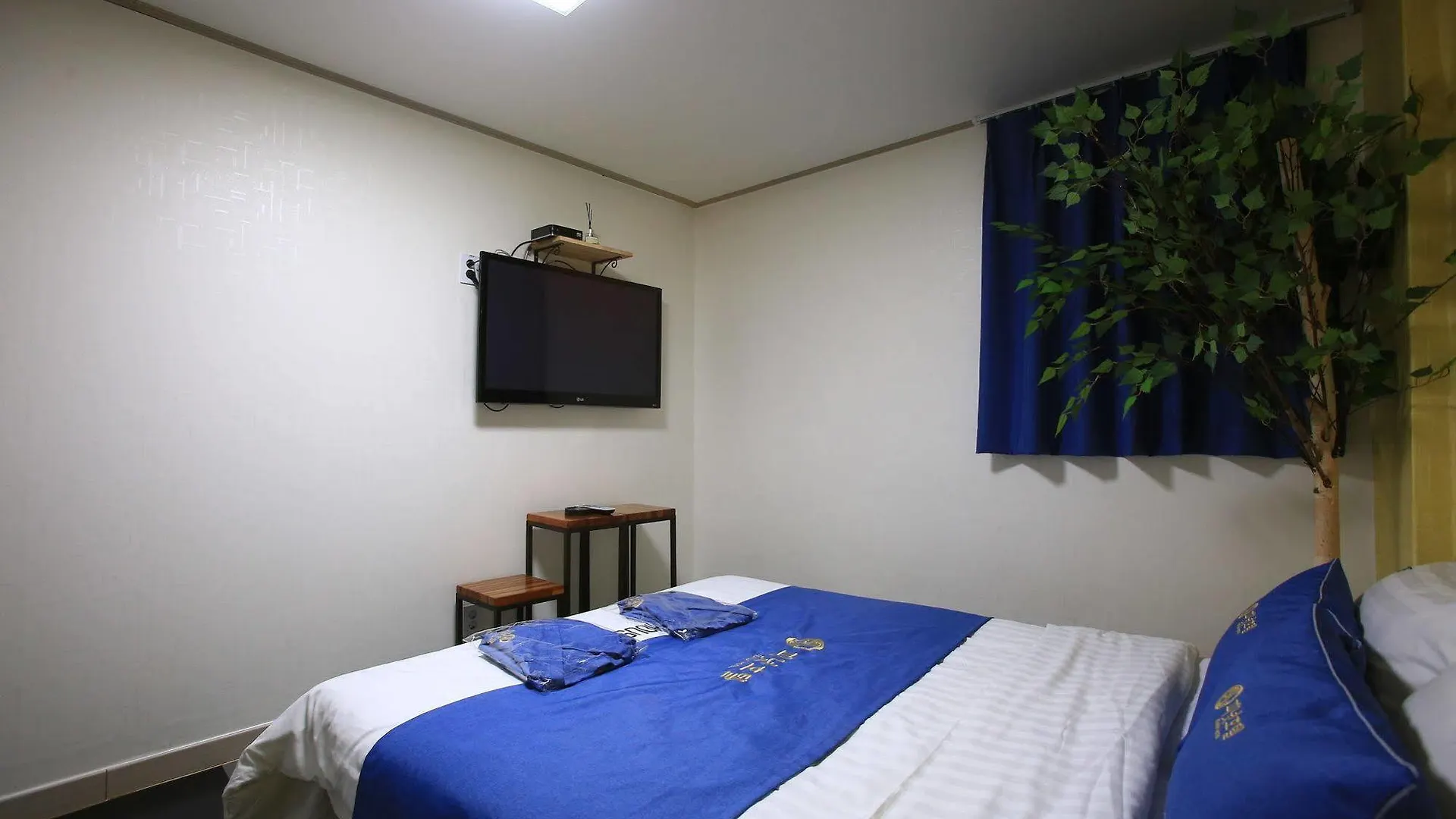 Peanut Hotel Seul