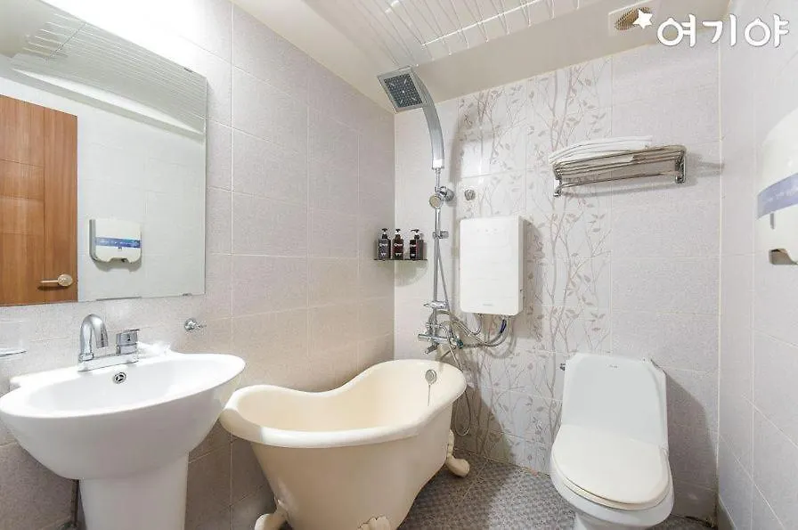 Peanut Hotel Seul 0*,  Corea del Sud