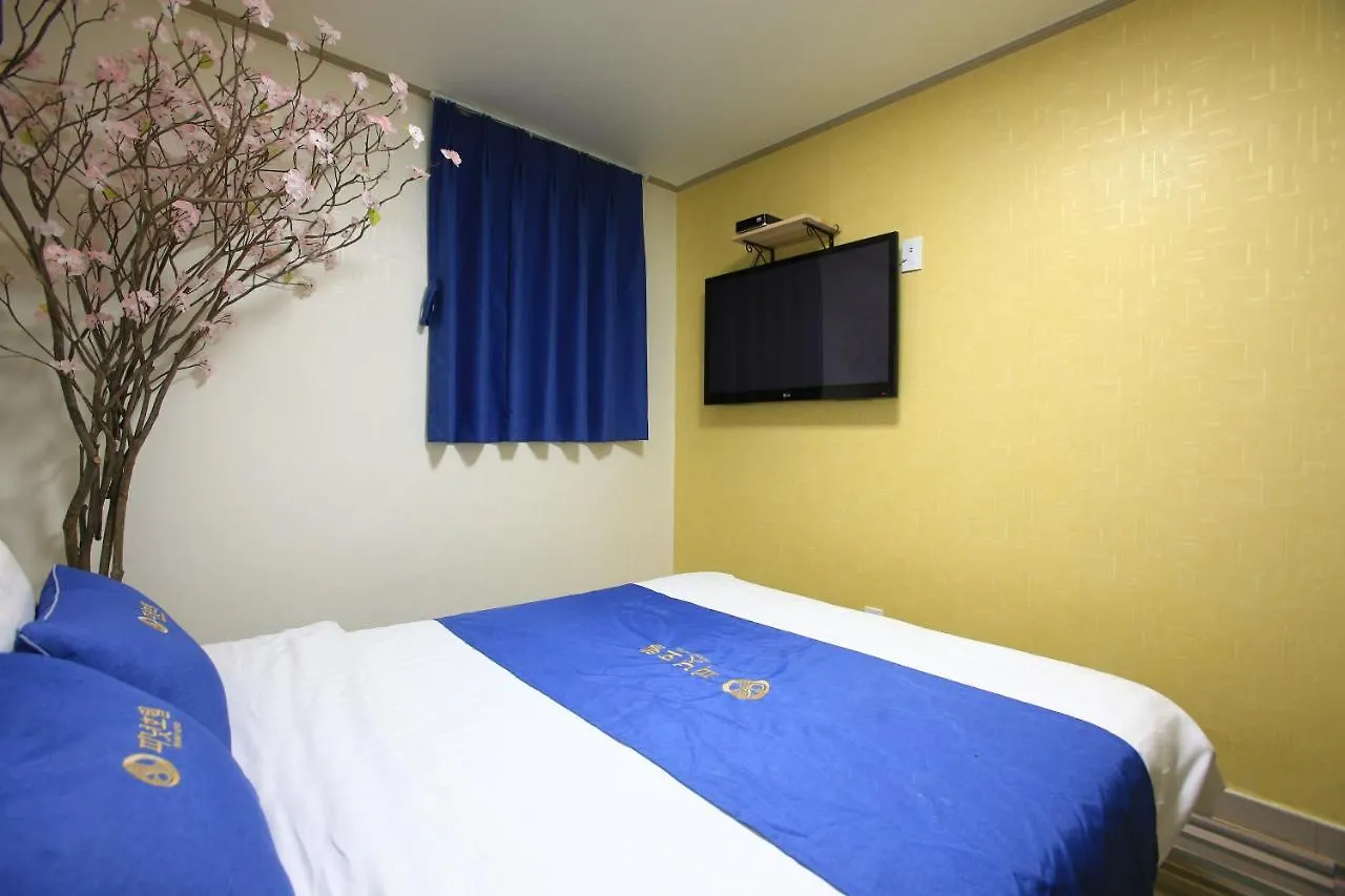 Peanut Hotel Seoul 0*,